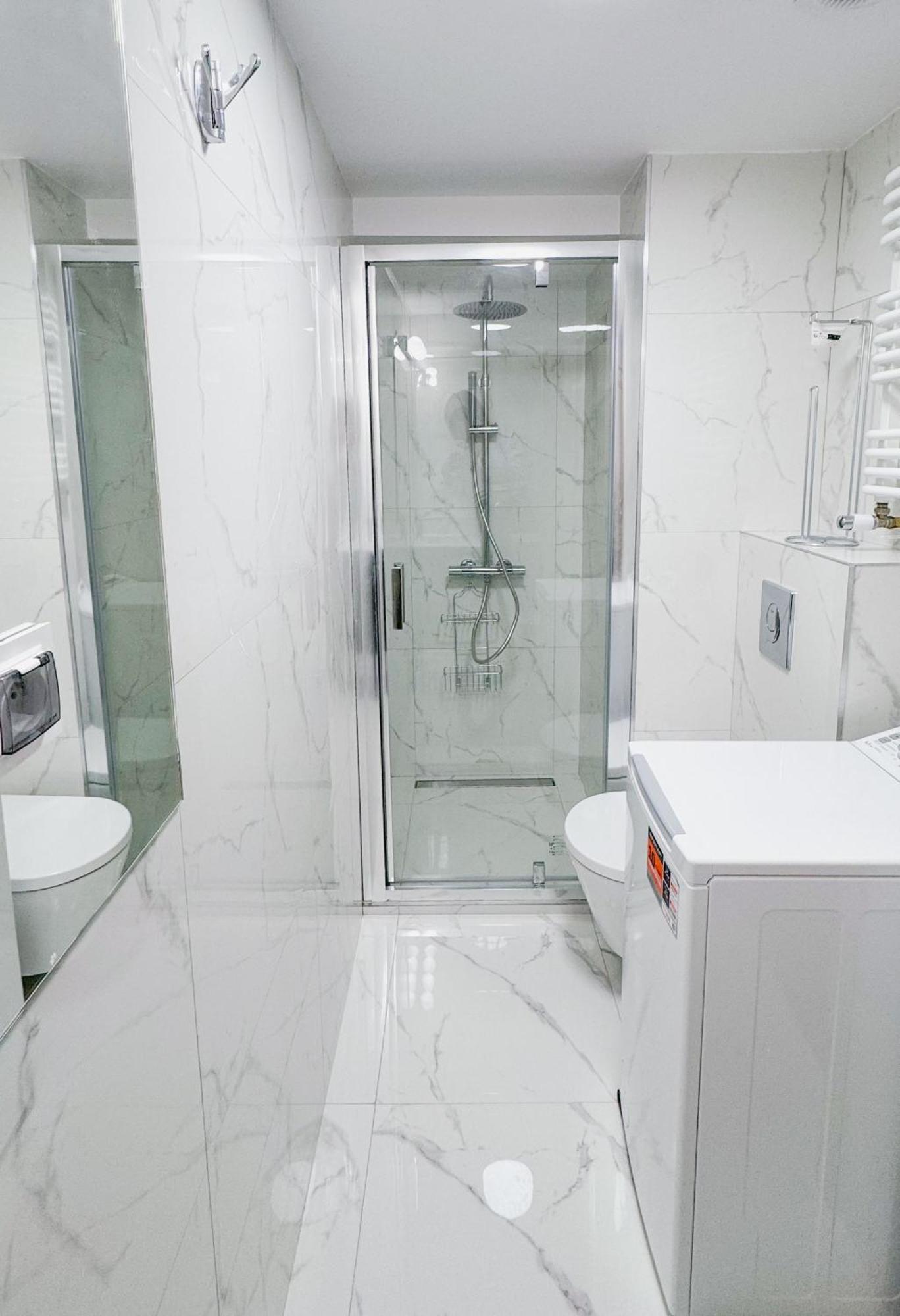 A1 - Kings Big - Haven - Two Shared Bathrooms * Warschau